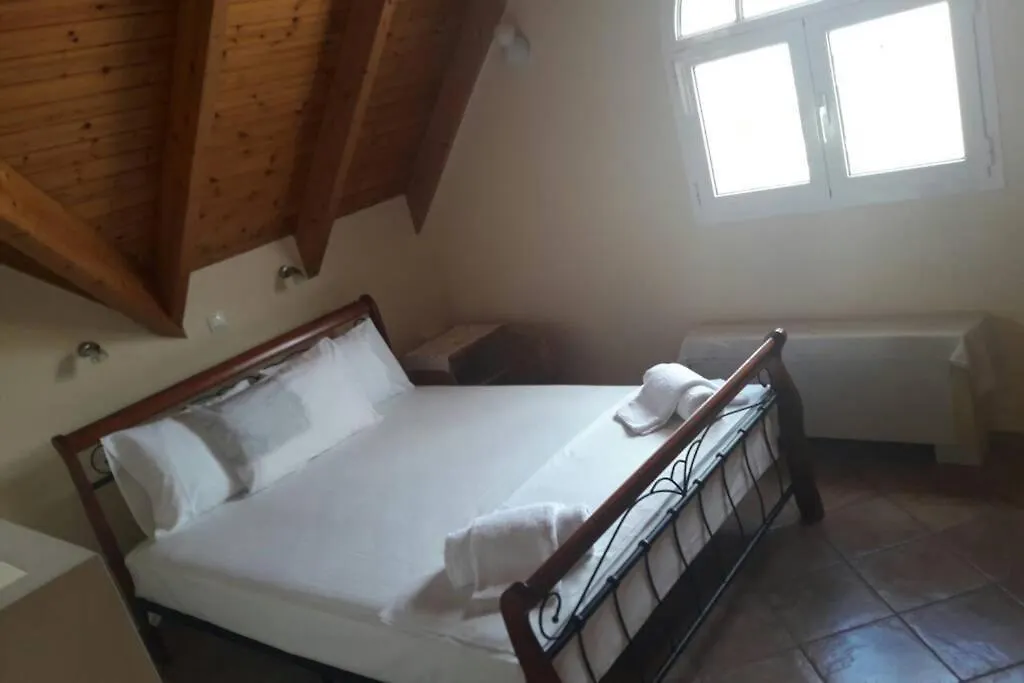 Villa Chrisevgeni With Elevator Argostoli  Holiday home